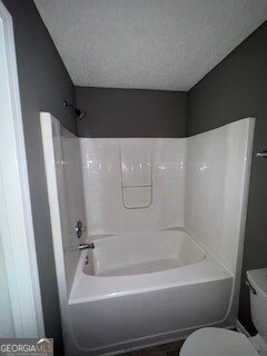 Building Photo - 6213 Hickory Ln Cir