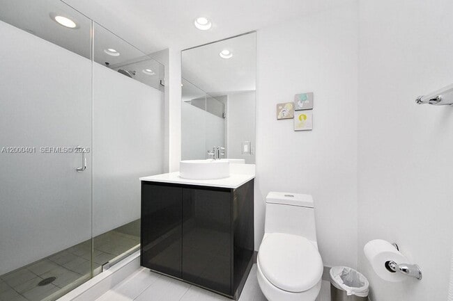 Building Photo - 31 SE 6th St