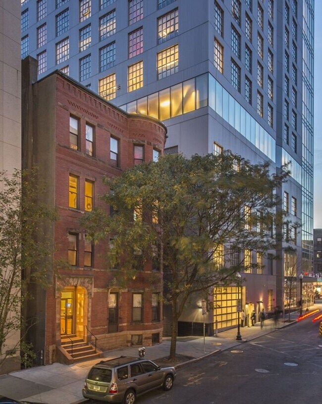 Building Photo - Minutes to Berklee, NEU & BU