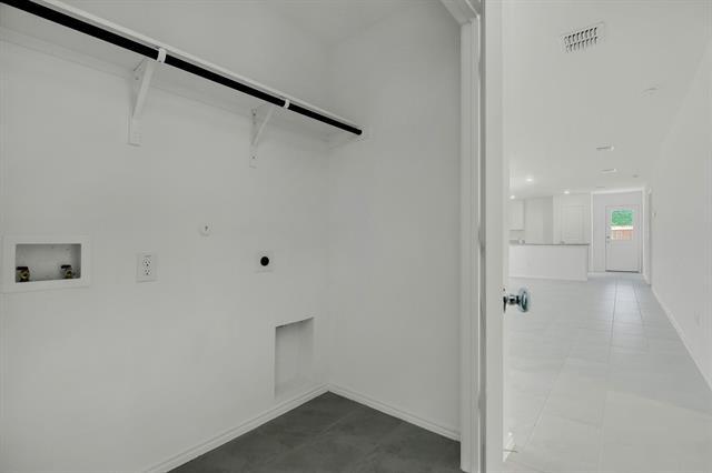 Building Photo - 402 Harvest St