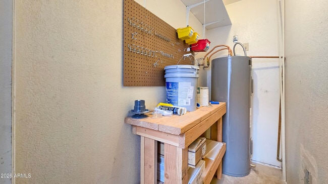 Building Photo - 616 S Hardy Dr