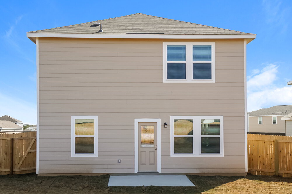 Building Photo - 5831 Texas Palm Dr