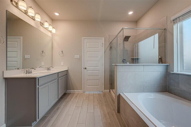 Building Photo - 1206 Muscadine Hollow Ln