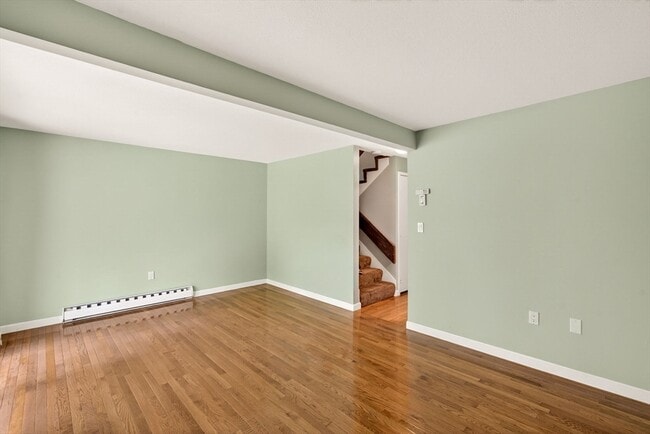 Building Photo - 35 Hazen Rd