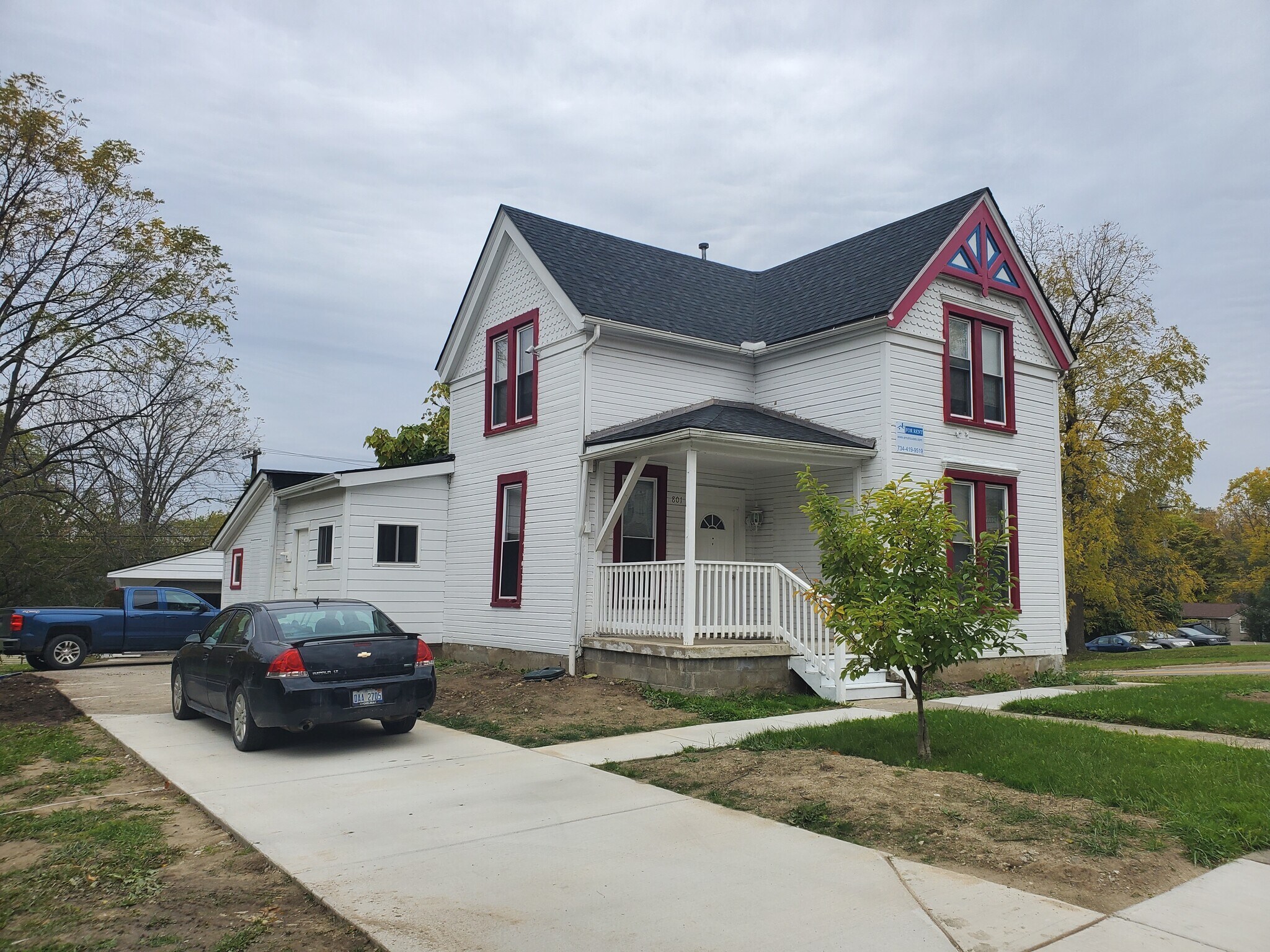 Building Photo - 801 W Michigan Ave