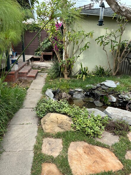 Building Photo - 769 Sunset Ave