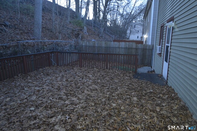 Building Photo - 136 Forest Rd