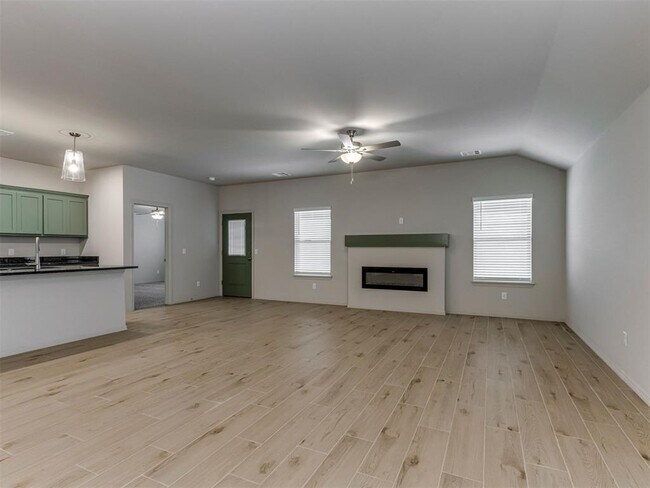 Building Photo - 10645 SW 18th St
