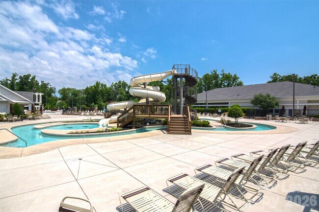 Building Photo - 7019 Hamilton Mill Dr