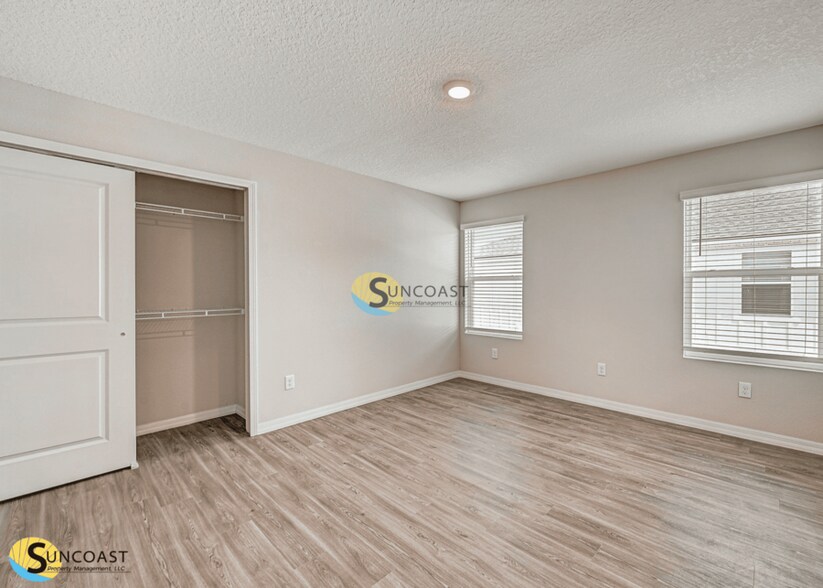 Building Photo - 9588 Hood Rd