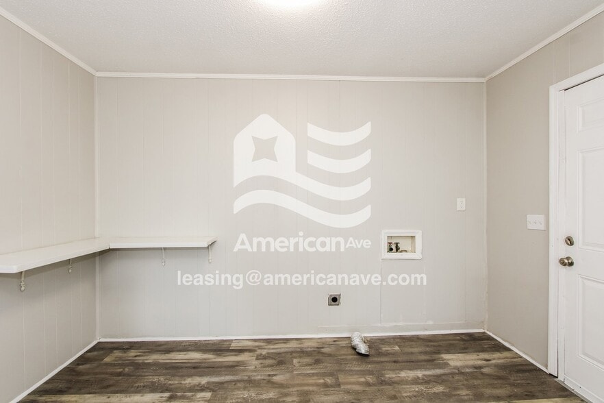 Building Photo - 113 Eleta Dr