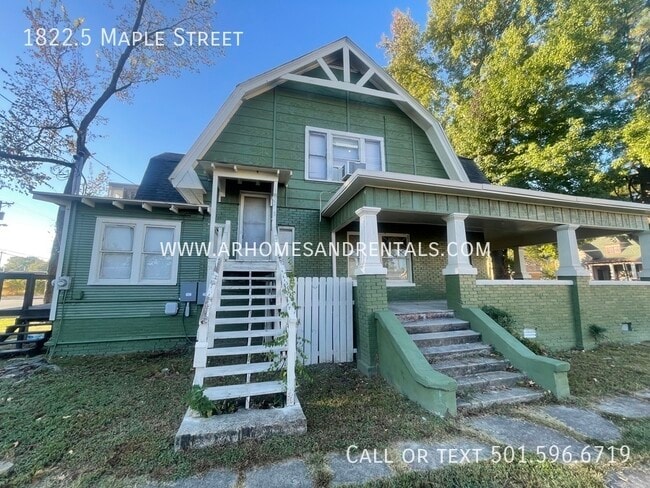 Building Photo - 1822.5 Maple St