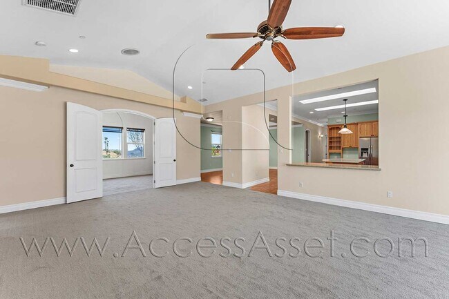 Building Photo - Designer Single-Story Home with Gourmet Kitchen & Mountain Views