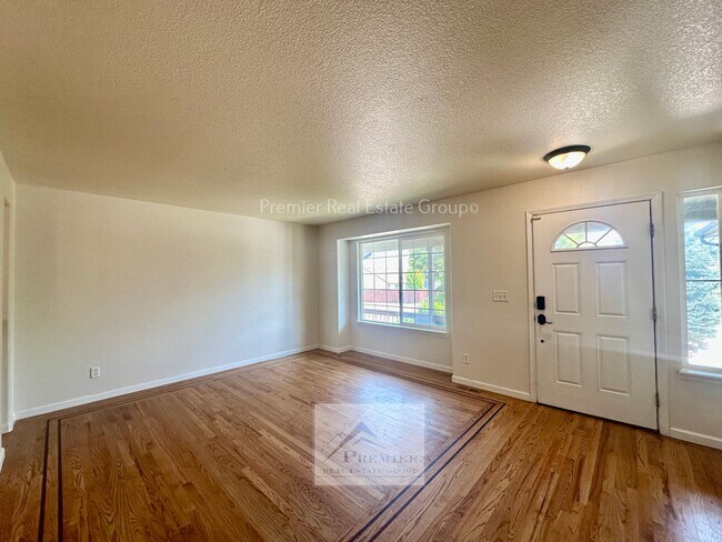 Building Photo - 7190 Lone Eagle Ln