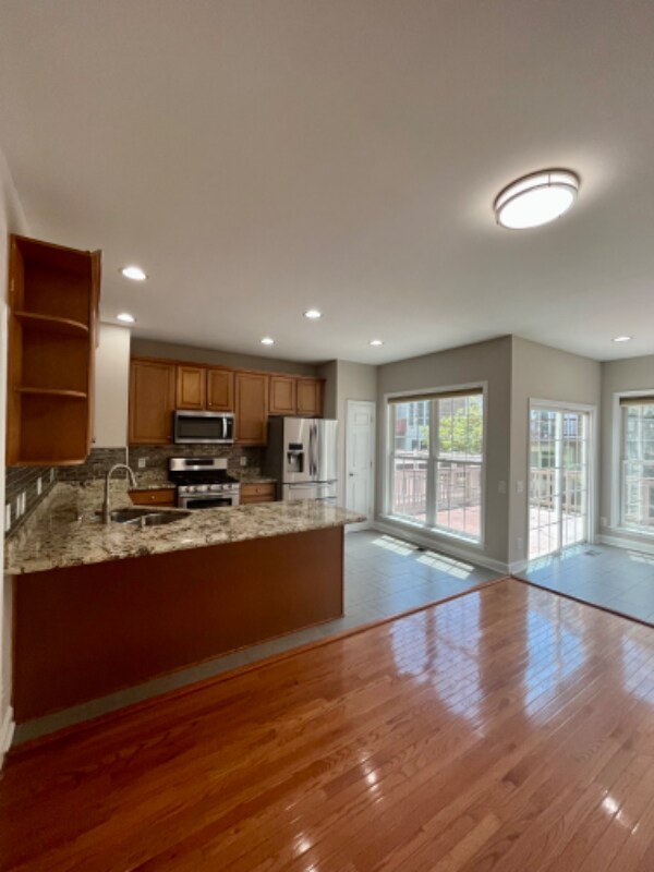 Primary Photo - 2417 Terra Cotta Cir