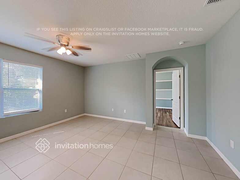 Building Photo - 238 Duke Dr