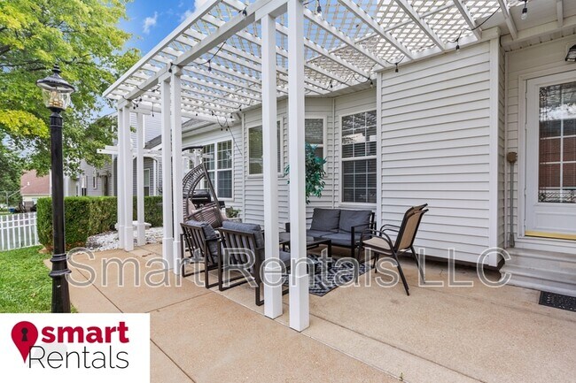 Building Photo - 944 Wellesley Pl Dr