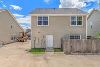 Building Photo - Available August 2026! 4 Bed, 3 Bath in Horse Haven Estates!!