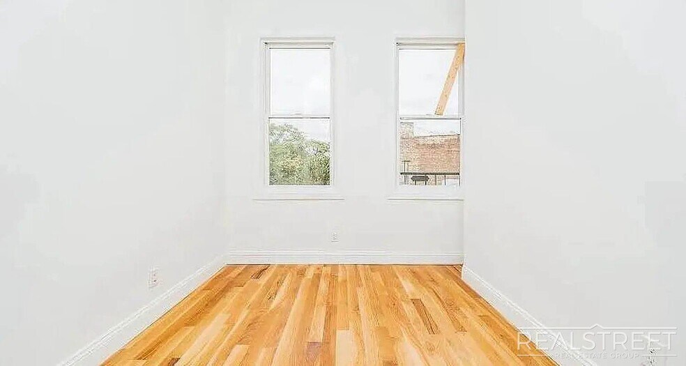 Building Photo - Wyckoff Avenue