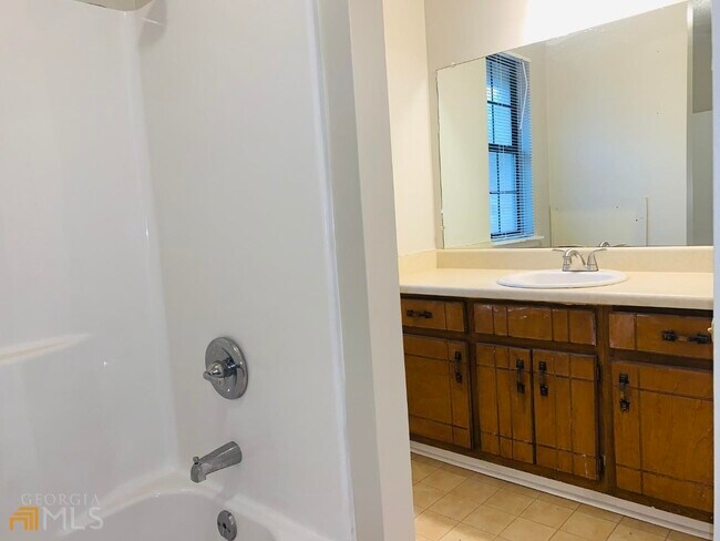 Building Photo - 149 Appleton Blvd