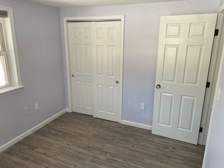 Building Photo - 60 Elk Ln