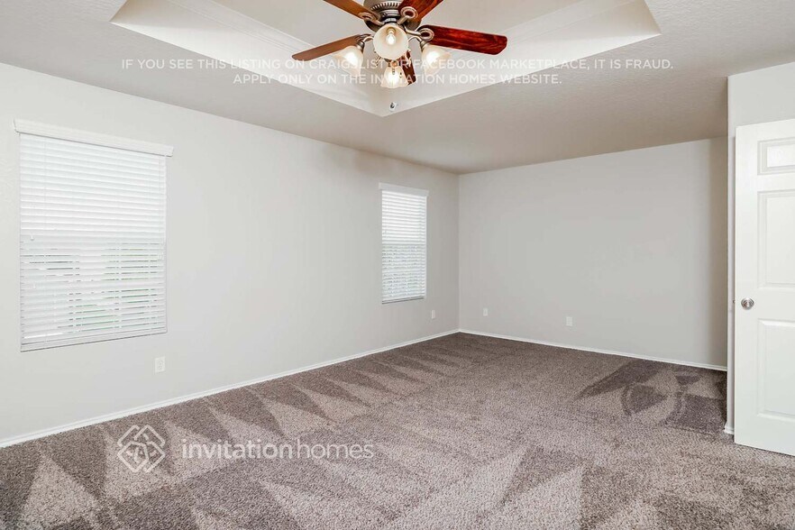 Building Photo - 9226 Pacific Maple