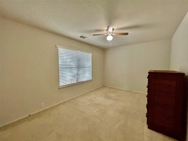Building Photo - 10623 Sugar Trace Dr