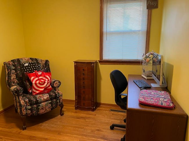 Building Photo - Cozy, One Level Living Ranch