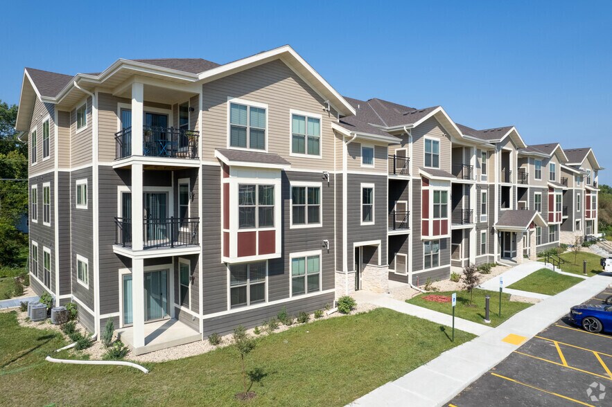 Prairie Brook Apartments 917 Janesville St Oregon WI 53575