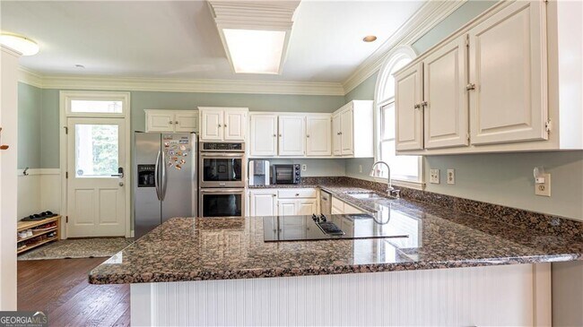 Building Photo - 148 White Oak Dr