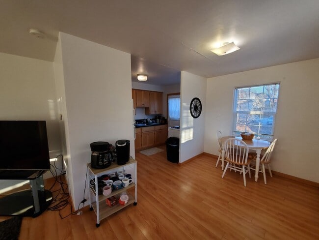 Interior Photo - Campus Townhomes