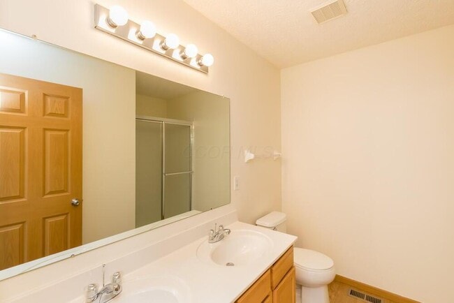 Building Photo - 5975 Pennington Creek Dr