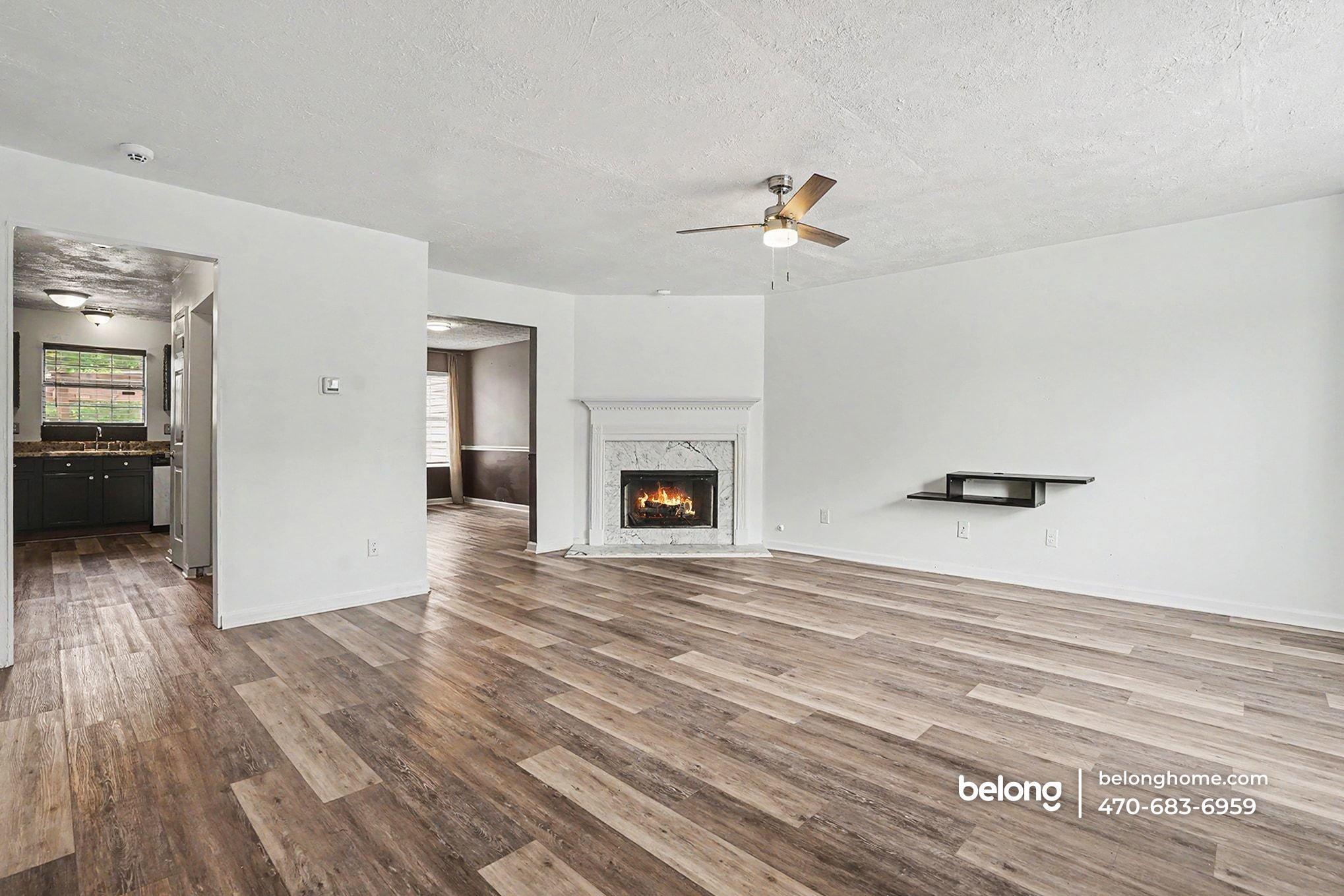 Building Photo - 5599 Windfall Ln