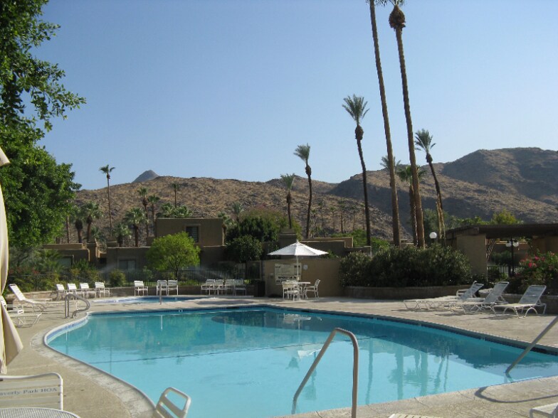 Building Photo - 2451 S Birdie Way