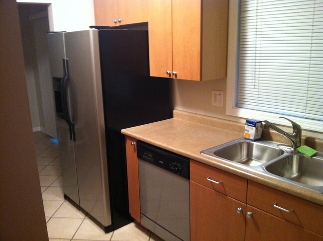 Building Photo - 8158 Durbin Terrace