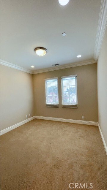 Building Photo - 5921 Alessandro Ave