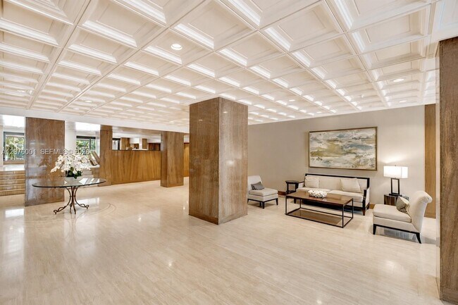 Building Photo - 2333 Brickell Ave