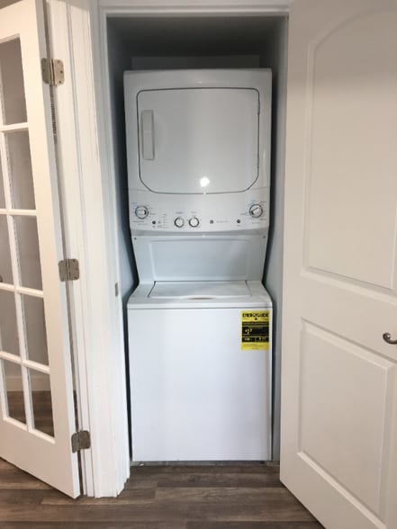 Building Photo - 3020 NW 28th Ln