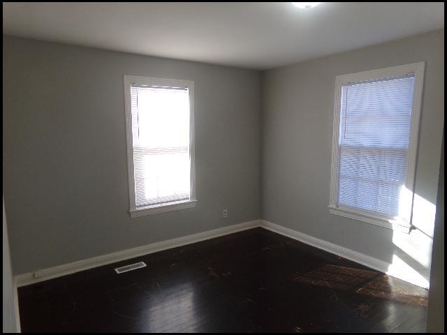 Building Photo - 624 W 33rd St