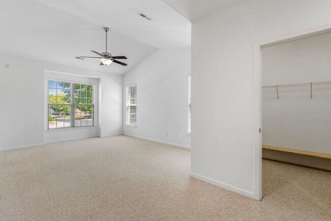 Building Photo - 3601 Giovanni Way