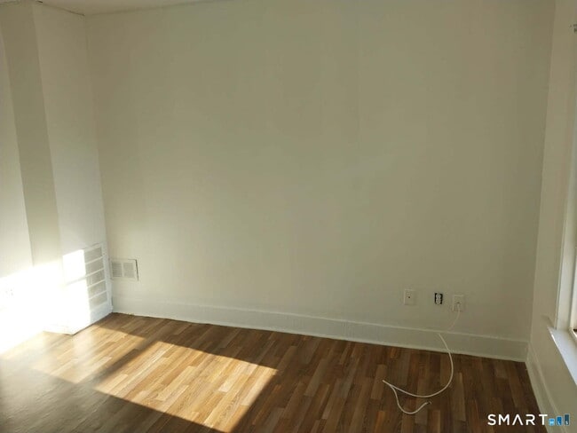 Building Photo - 159 Fillmore St