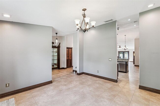 Building Photo - 918 Woodson Hammock Cir