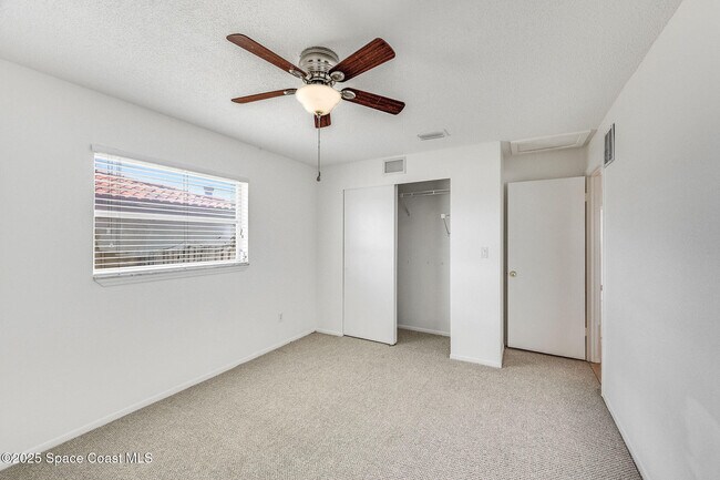 Building Photo - 443 Port Royal Blvd