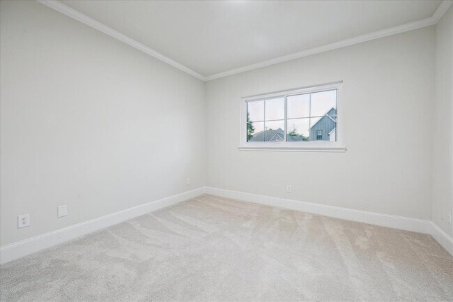 Building Photo - 4317 Verone St