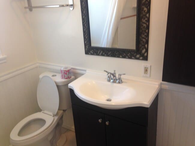 Bathroom - 840 Rose Ave