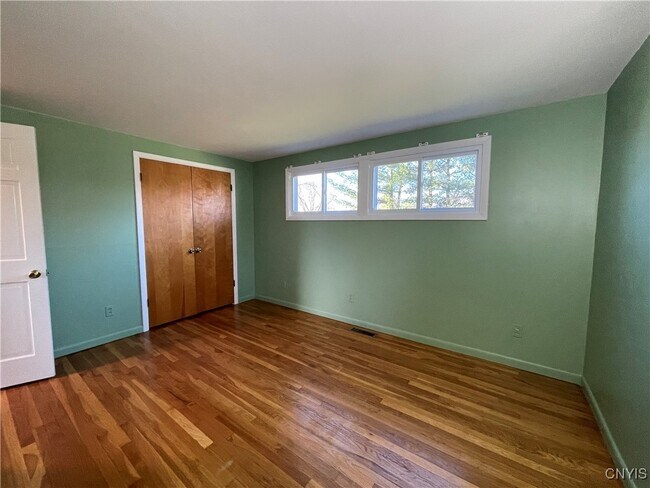Building Photo - 17 Juneberry Ln