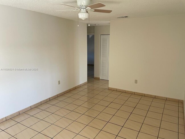 Building Photo - 6862 NW 173rd Dr