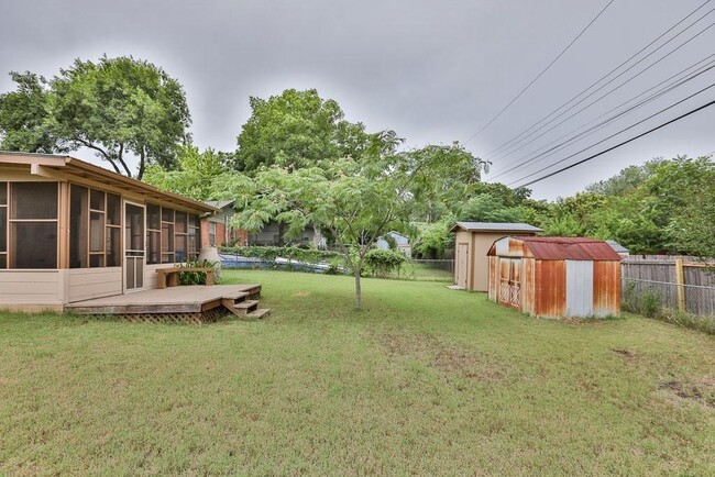 Building Photo - 4619 Raintree Blvd