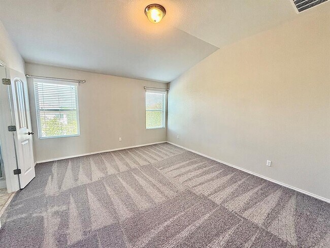 Building Photo - 19312 Elk Horn Dr