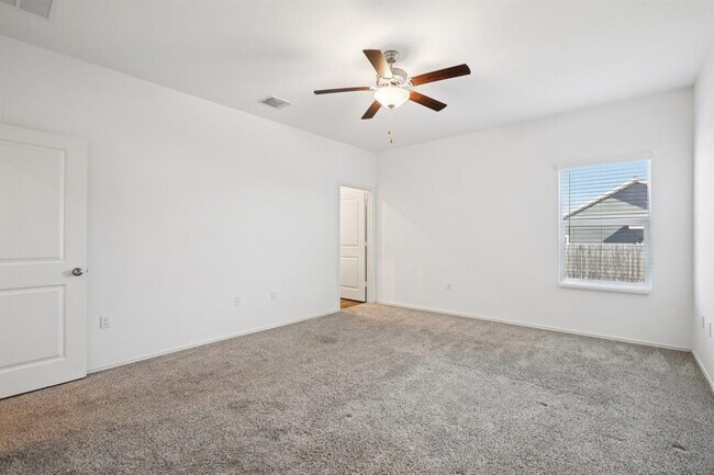 Building Photo - 15312 Sweet Mimosa Dr
